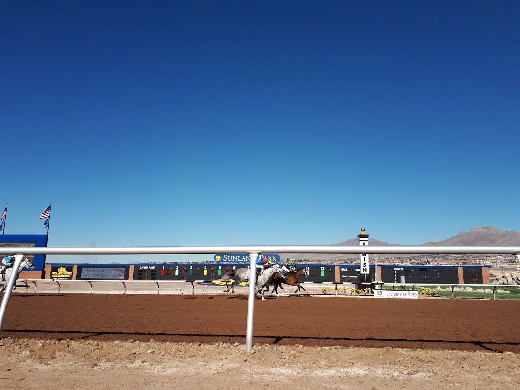 Sunland Park Racetrack & Casino | restaurant | 1200 Futurity Dr, Sunland Park, NM 88063, USA | 5758745200 OR +1 575-874-5200