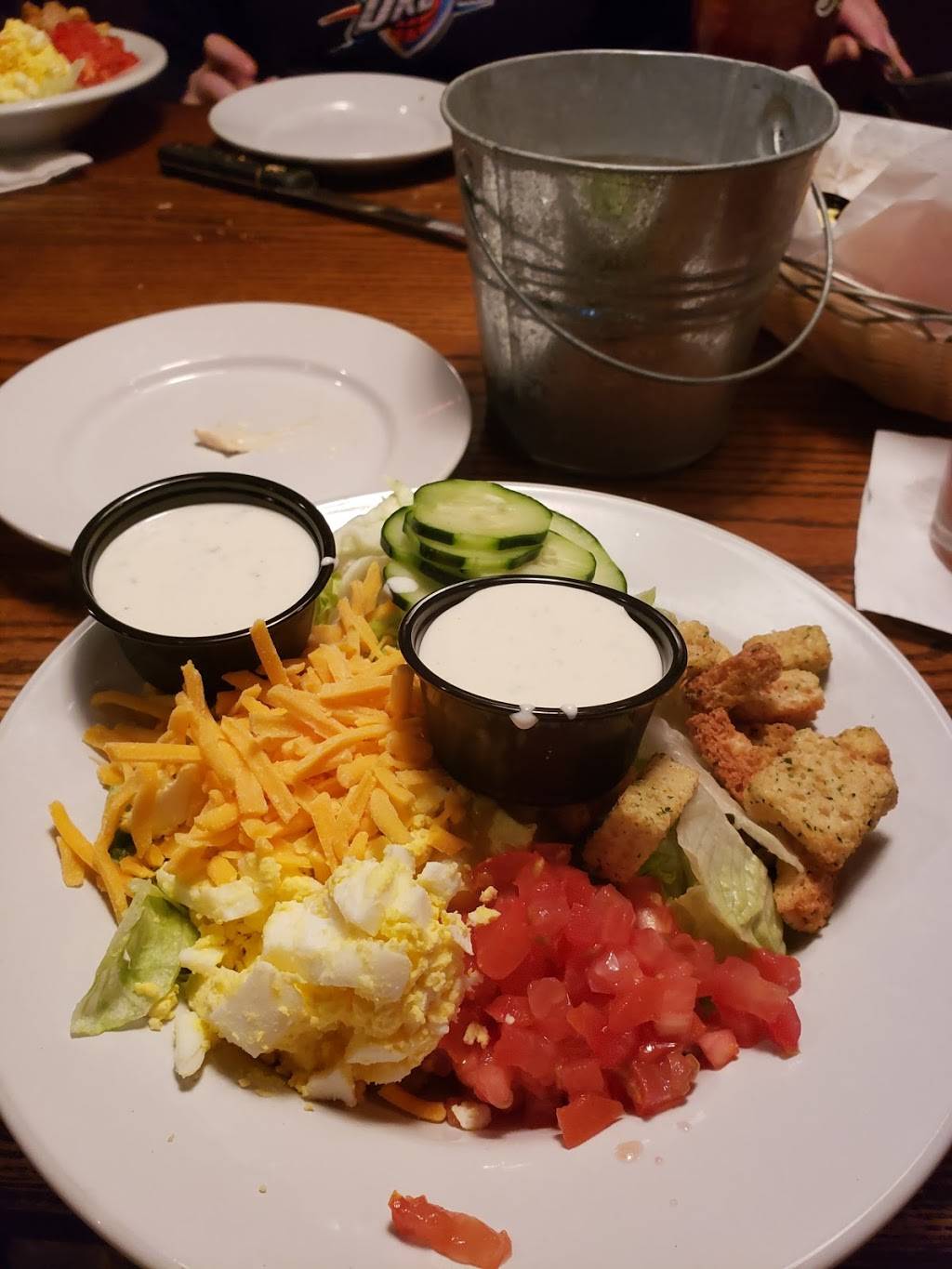 Texas T-bone Steakhouse | restaurant | 1419 E 11th Ave, Hutchinson, KS 67501, USA | 6206640017 OR +1 620-664-0017