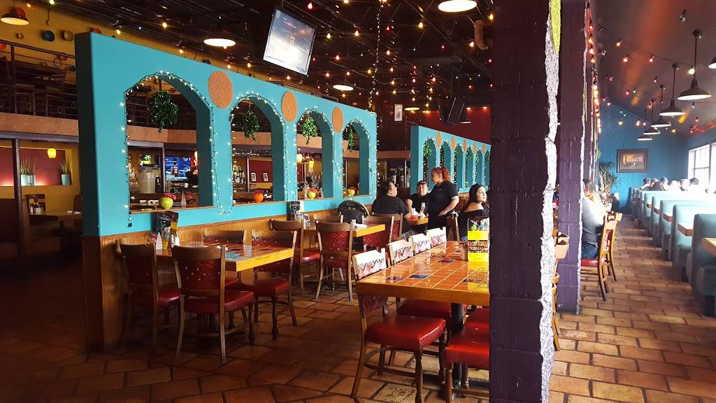 La Playa By the Bay | restaurant | 227 N Water St, Corpus Christi, TX 78401, USA | 3618857702 OR +1 361-885-7702