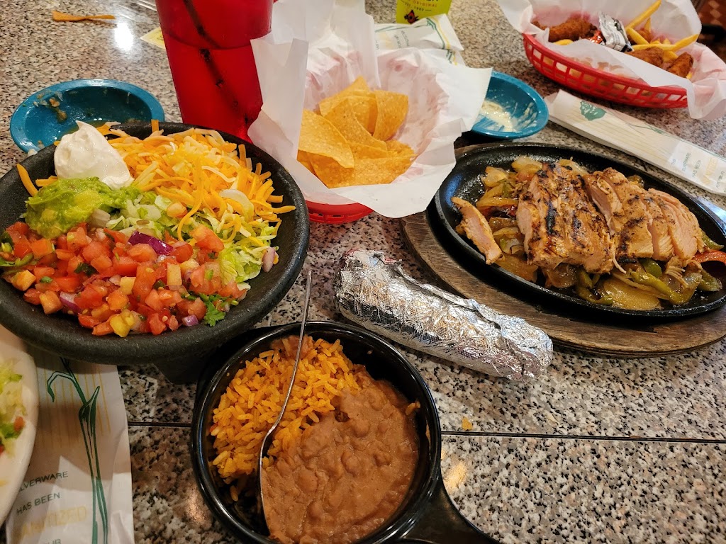 Chuys | restaurant | 5933 S Padre Island Dr, Corpus Christi, TX 78412, USA | 3619850608 OR +1 361-985-0608