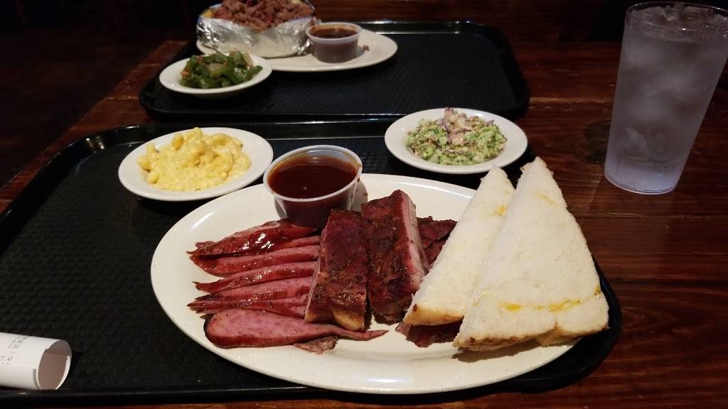 Big Horn BBQ | restaurant | 2300 Smith Ranch Rd, Pearland, TX 77584, USA | 2817413289 OR +1 281-741-3289