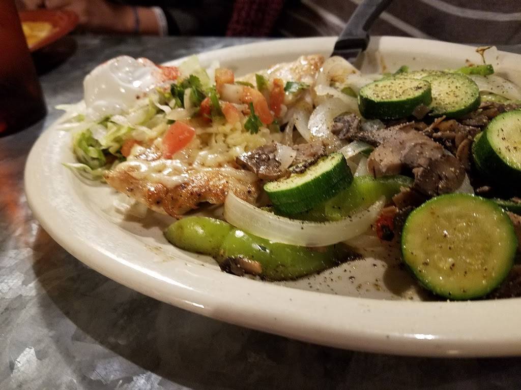 Mi Familia Mexican Restaurant | restaurant | 1468 E U.S. Hwy 377, Granbury, TX 76048, USA | 8172790382 OR +1 817-279-0382