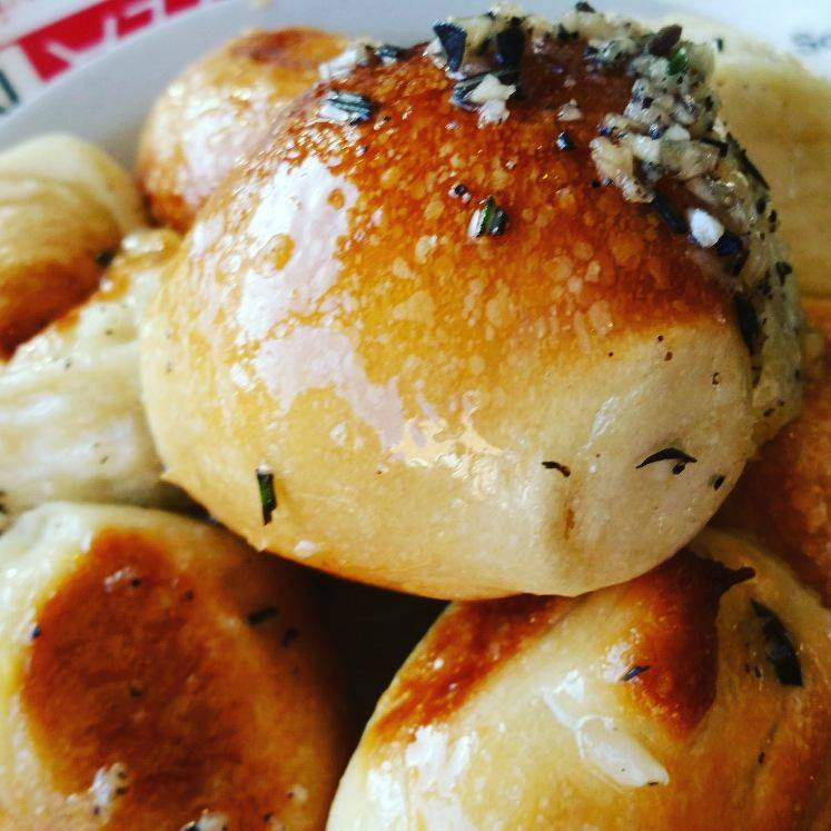 Pizza Nova | meal delivery | 5050 N Harbor Dr, San Diego, CA 92106, USA | 6192260268 OR +1 619-226-0268