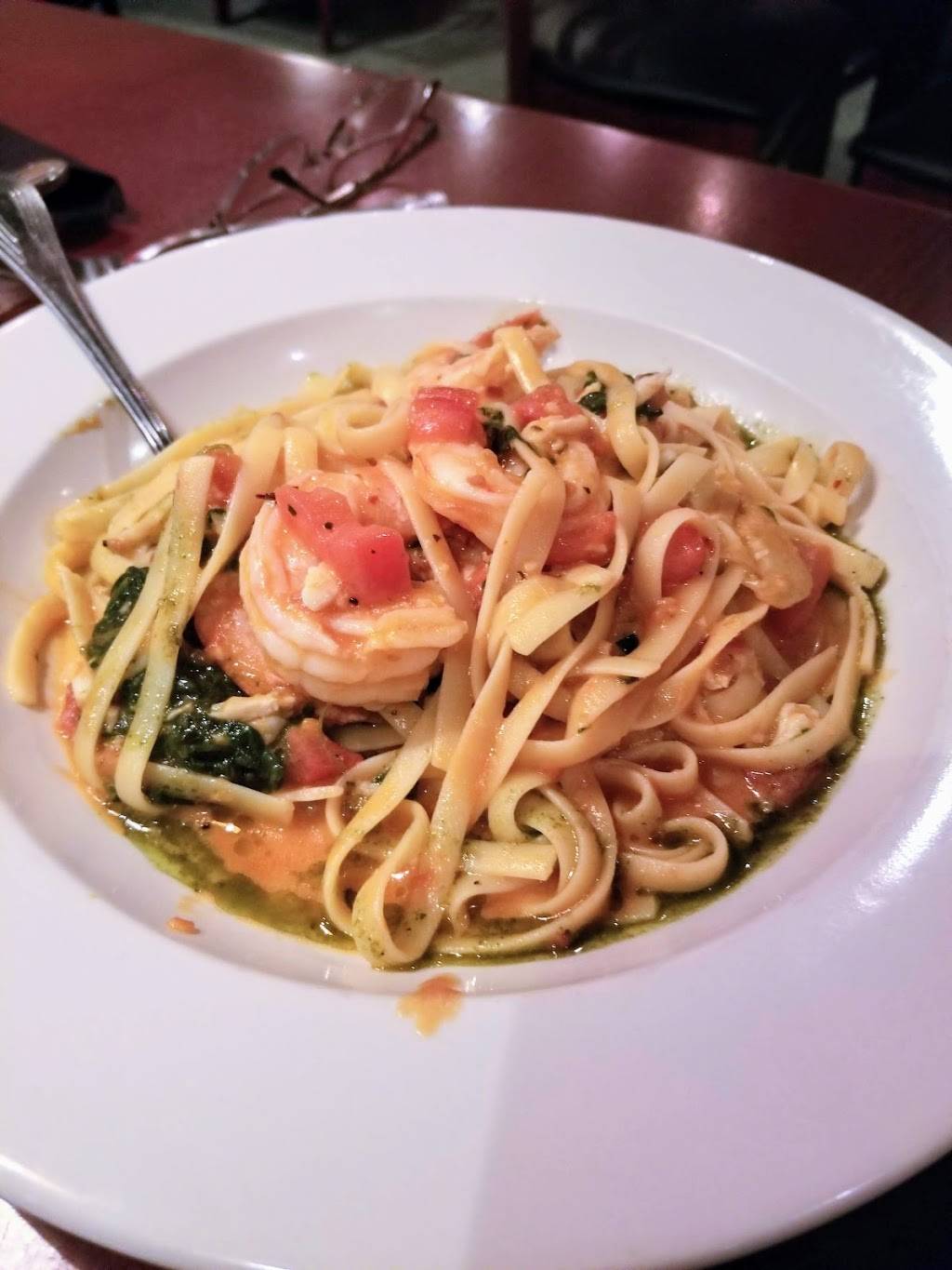 Allisons Restaurant | restaurant | 2207 Defense Hwy, Crofton, MD 21114, USA | 4107210331 OR +1 410-721-0331