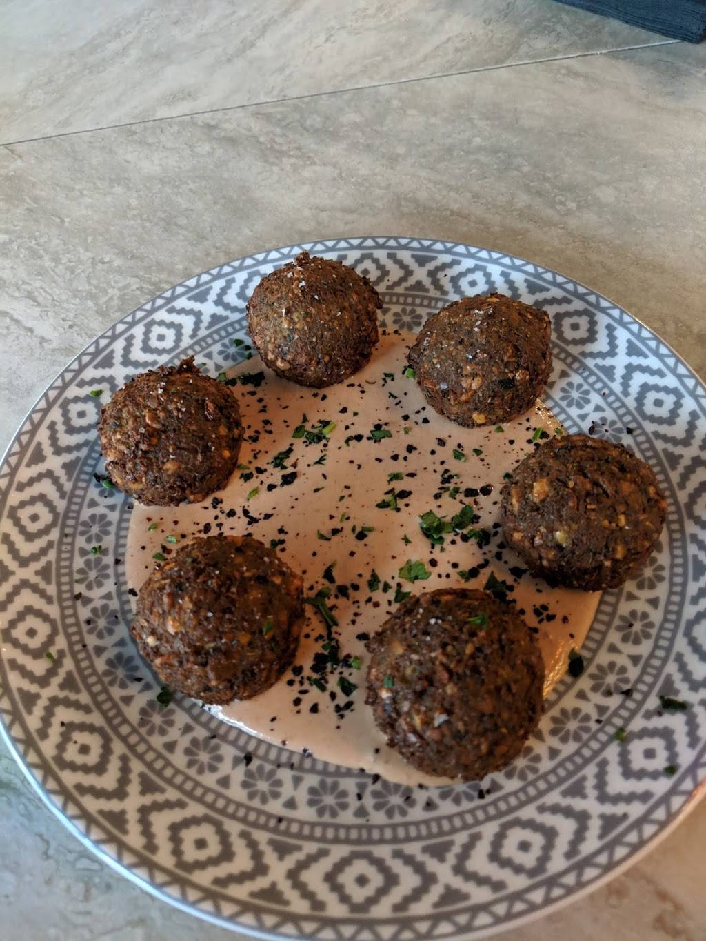 AshKara | restaurant | 2005 W 33rd Ave, Denver, CO 80211, USA | 3035374407 OR +1 303-537-4407