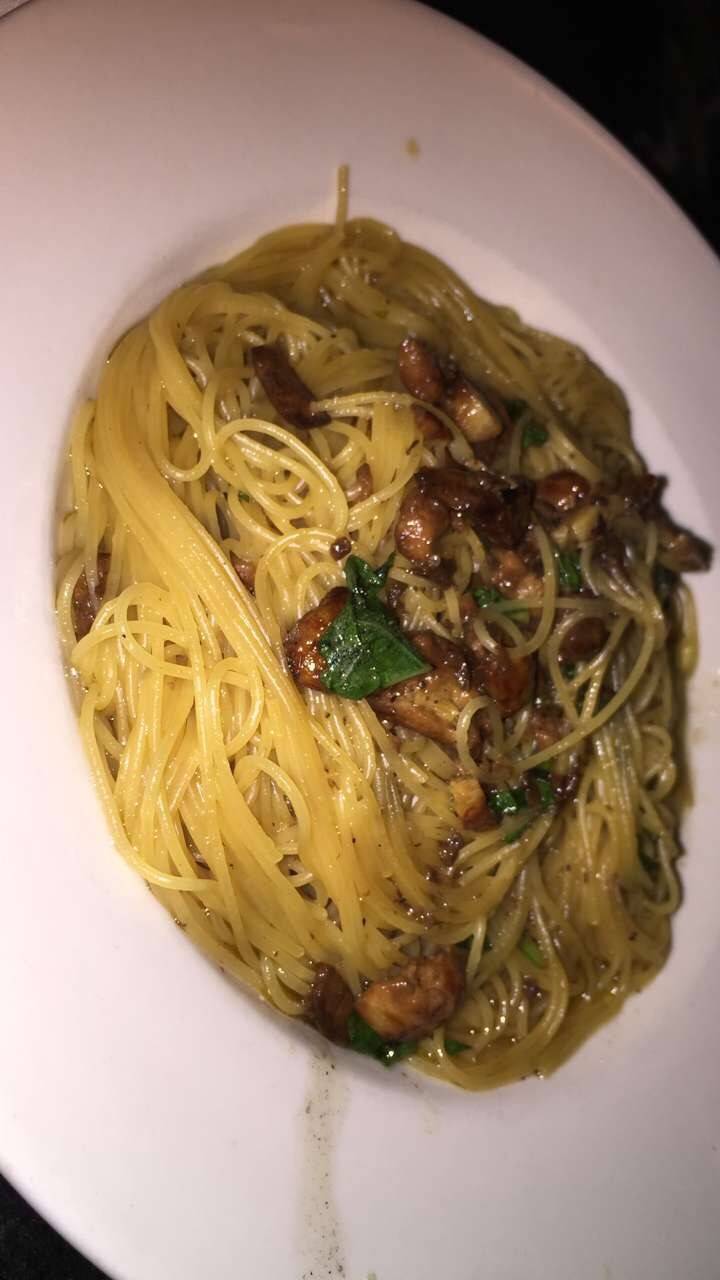 Spolinis | restaurant | 116-25 Metropolitan Ave, Kew Gardens, NY 11415, USA | 7188055852 OR +1 718-805-5852