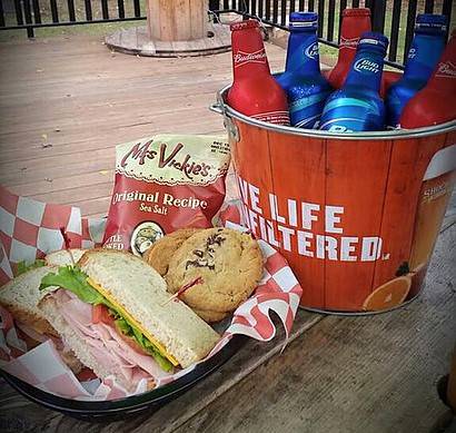 Hollywood Corners | restaurant | 4712 N Porter Ave, Norman, OK 73071, USA | 4057014990 OR +1 405-701-4990
