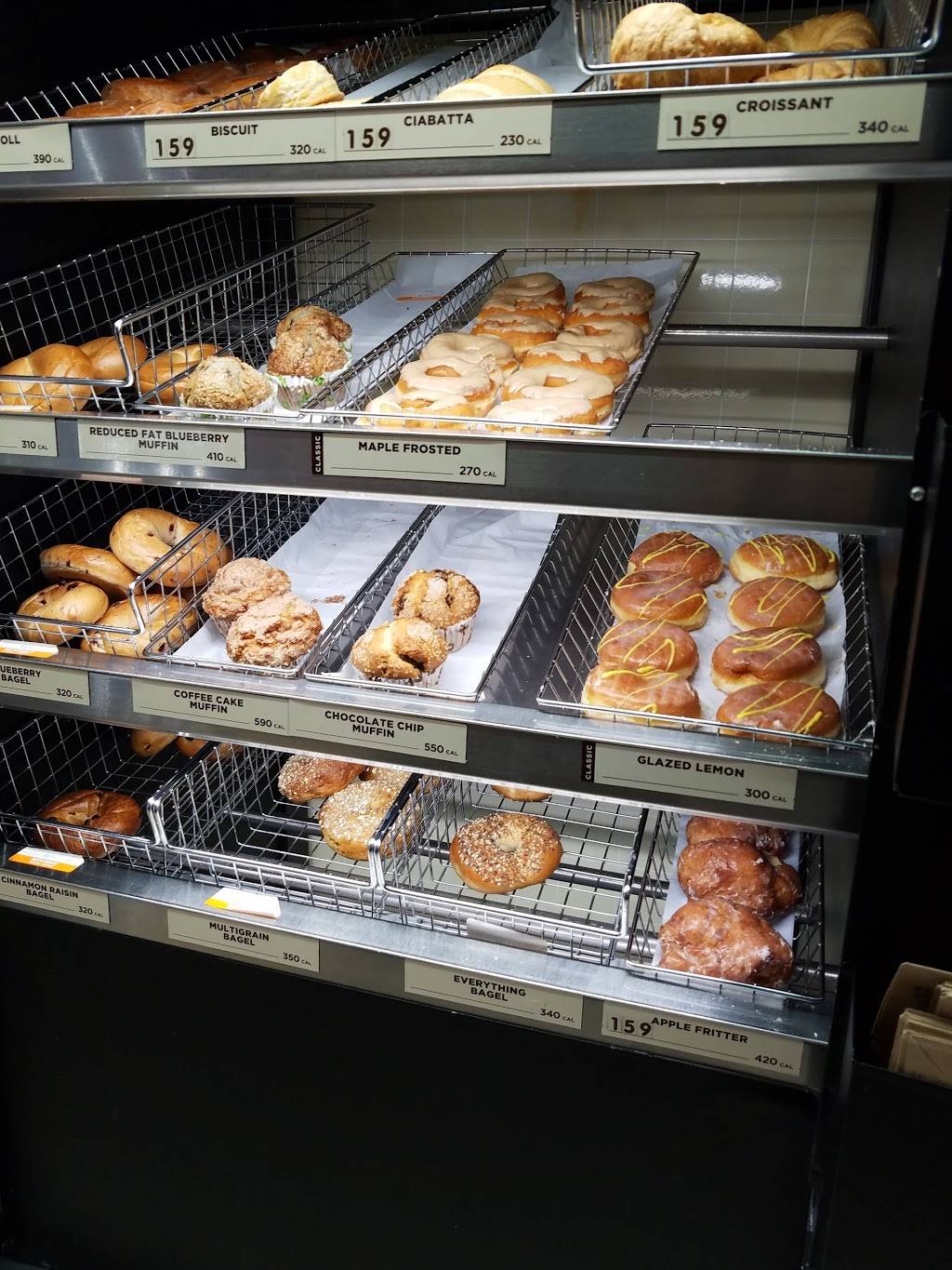 Dunkin | bakery | 345 W Reservoir Rd, Woodstock, VA 22664, USA | 5404595800 OR +1 540-459-5800