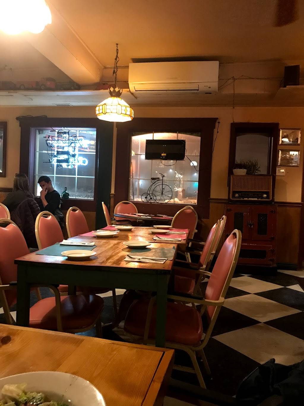 Mezzo Mare | restaurant | 245 Nantasket Ave, Hull, MA 02045, USA | 7819250584 OR +1 781-925-0584