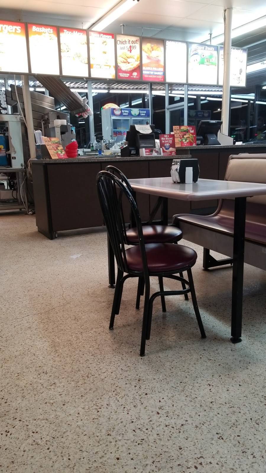 Dairy Queen Store | restaurant | 4418 Callaghan Rd, San Antonio, TX 78228, USA | 2104358820 OR +1 210-435-8820