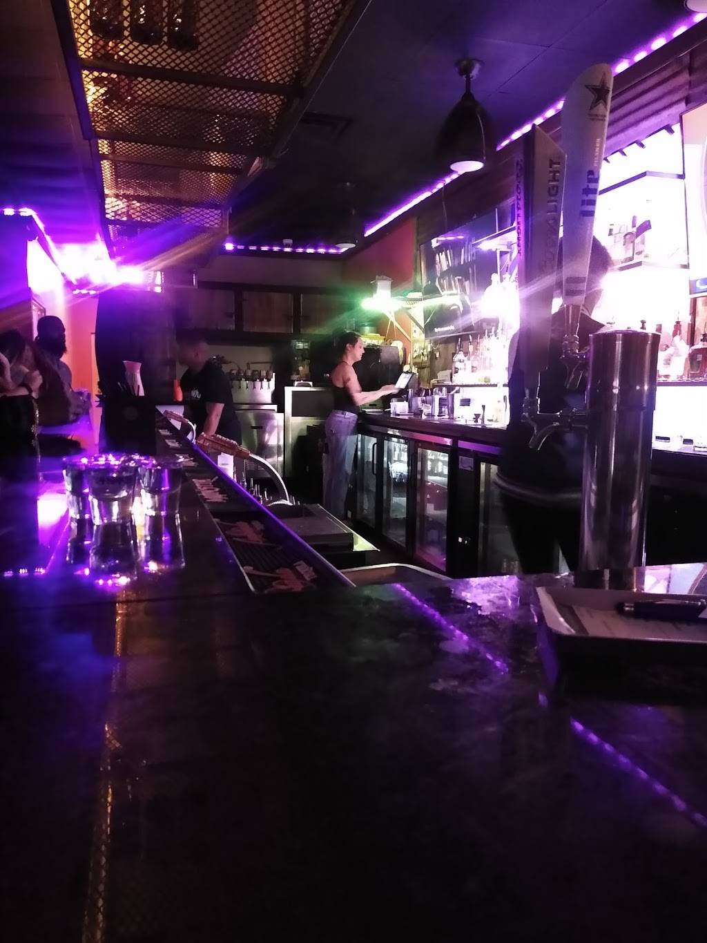 Hangover Bar & Grill | restaurant | 104 W Elms Rd, Killeen, TX 76542, USA | 2547680069 OR +1 254-768-0069