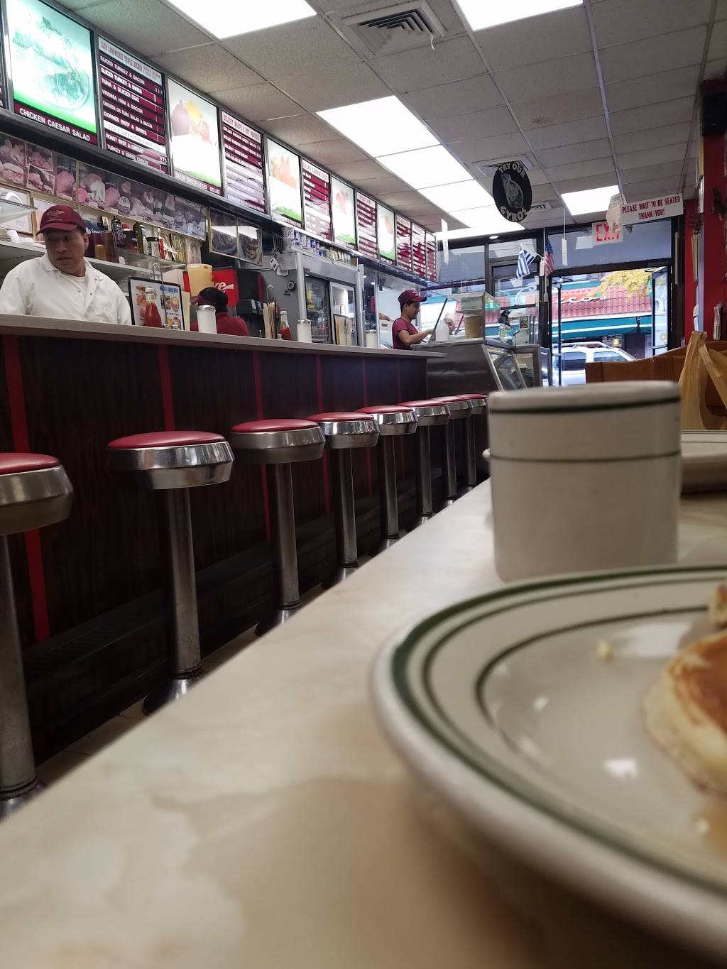 Delight Diner | restaurant | 66-91 Fresh Pond Rd, Ridgewood, NY 11385, USA | 7186284708 OR +1 718-628-4708