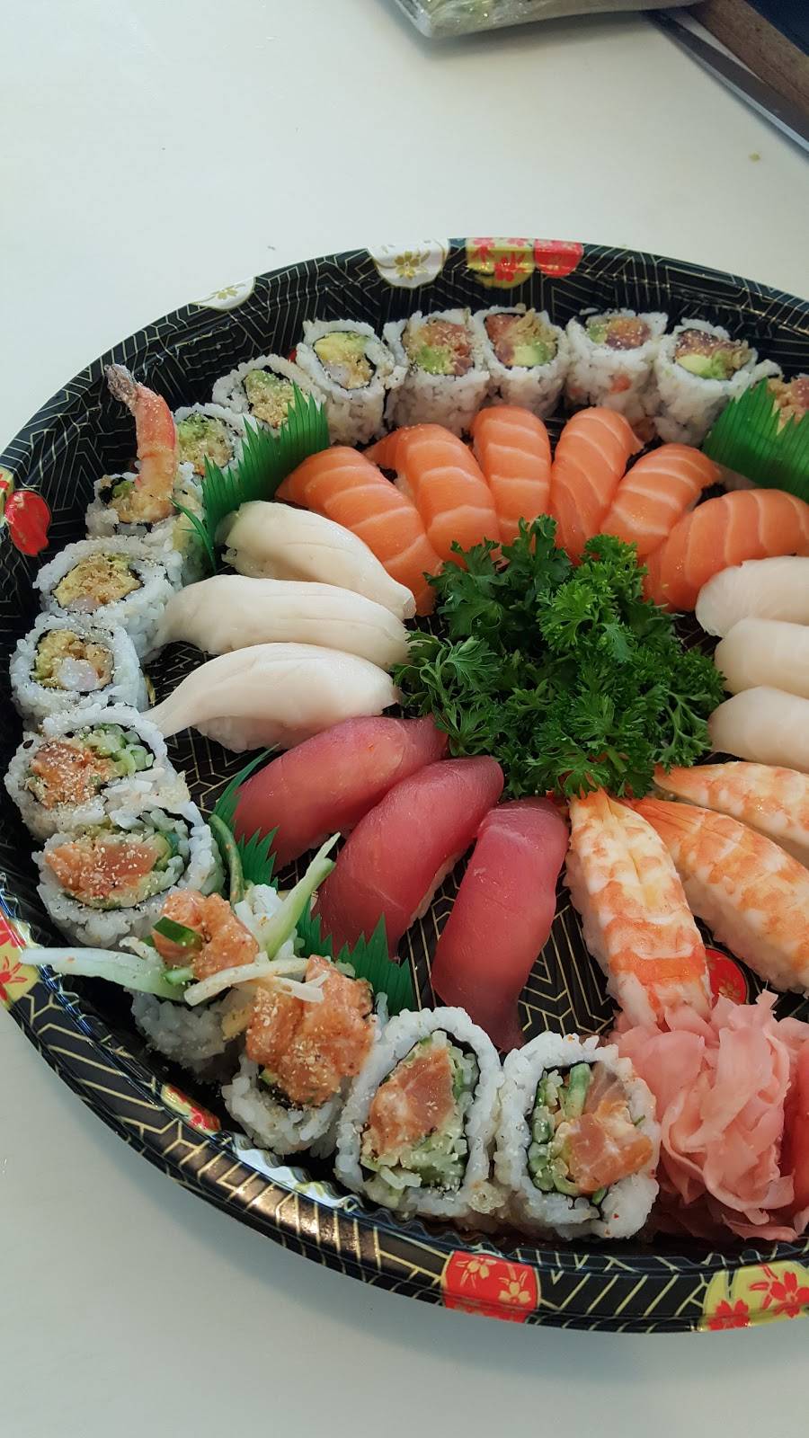 Mitsui Sushi | meal delivery | 10815 Bathurst St, Richmond Hill, ON L4C 9Y2, Canada | 9058841188 OR +1 905-884-1188