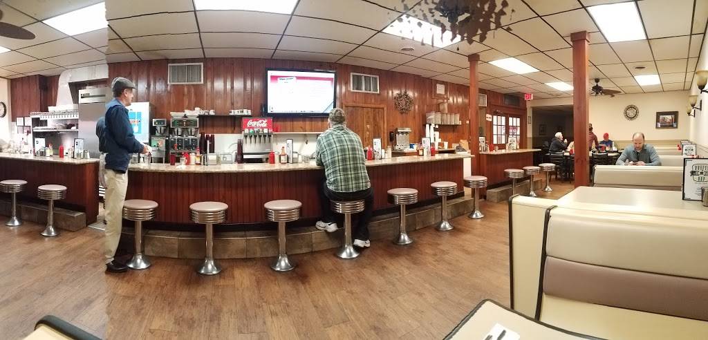 Coffee Cup Restaurant | restaurant | 117 E Lancaster Ave, Downingtown, PA 19335, USA | 6102699336 OR +1 610-269-9336