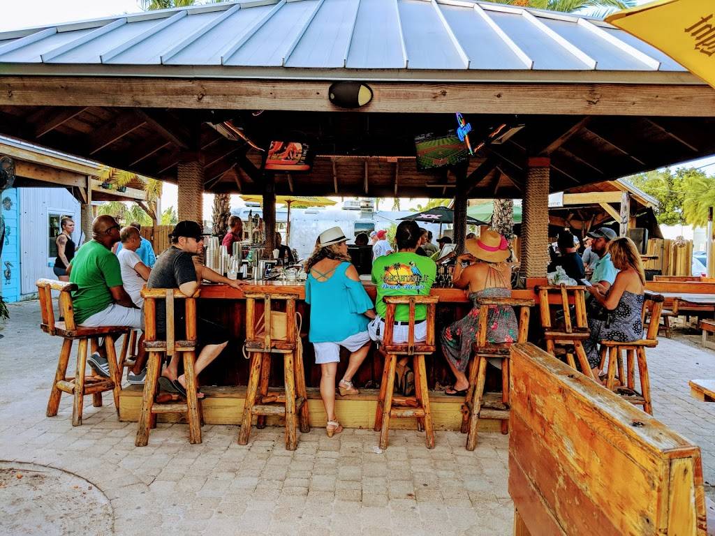 The Fish Depot Bar & Grill | restaurant | 511 NE 4th St, Boynton Beach, FL 33435, USA | 5618065441 OR +1 561-806-5441