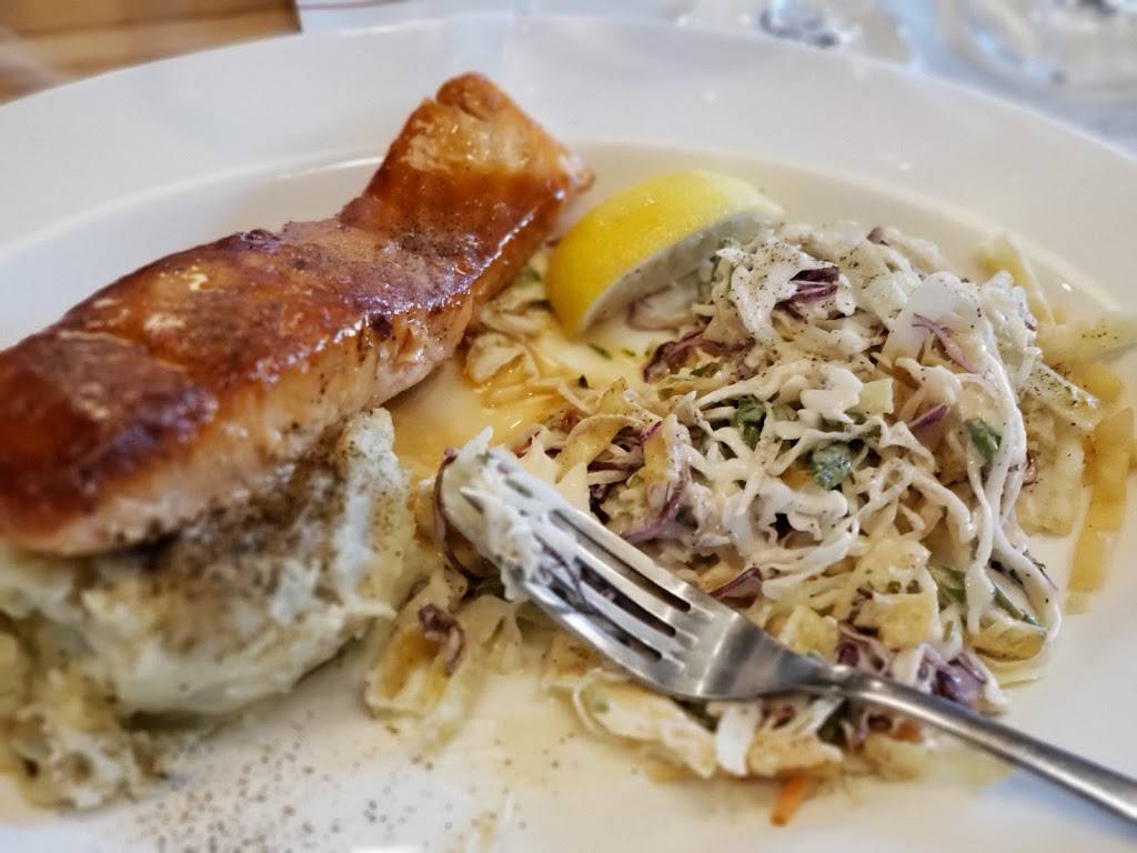 Coopers Hawk Winery & Restaurant | restaurant | 17440 Hall Rd, Clinton Twp, MI 48038, USA | 5864649463 OR +1 586-464-9463