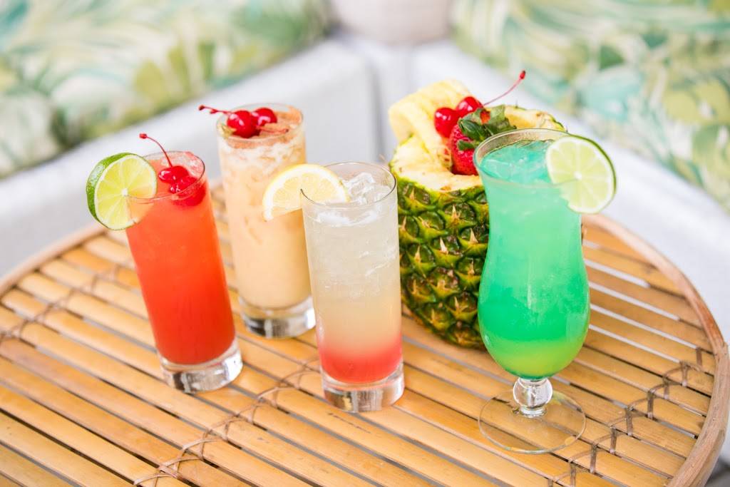 The Island Spot | restaurant | 2661 Midway Rd #105, Carrollton, TX 75006, USA | 9724477000 OR +1 972-447-7000