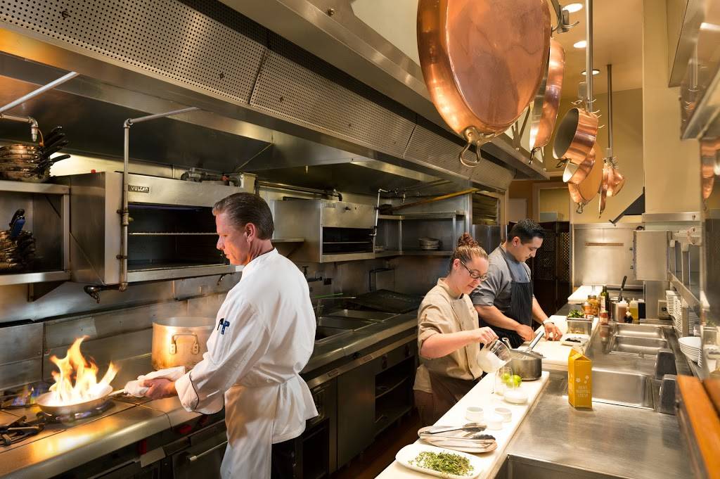 Antlers Lodge Restaurant | restaurant | 9800 Hyatt Resort Dr, San Antonio, TX 78251, USA | 2105204001 OR +1 210-520-4001