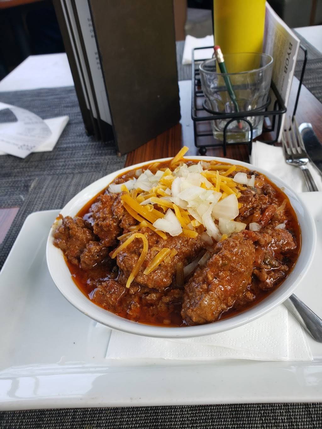 Luxe Burger Bar | restaurant | 1200 W Columbus Ave, Springfield, MA 01105, USA | 4137855893 OR +1 413-785-5893