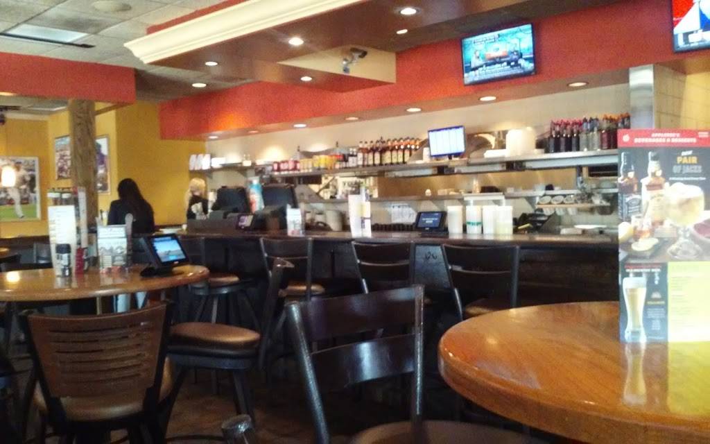 Applebees Grill + Bar | restaurant | 1251 S, Cherokee Dr, Marshall, MO 65340, USA | 6608862749 OR +1 660-886-2749