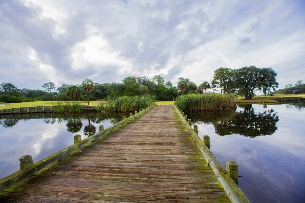 Bloody Point Golf Club & Resort | restaurant | 56 Fuskie Ln, Daufuskie Island, SC 29915, USA | 8433413030 OR +1 843-341-3030