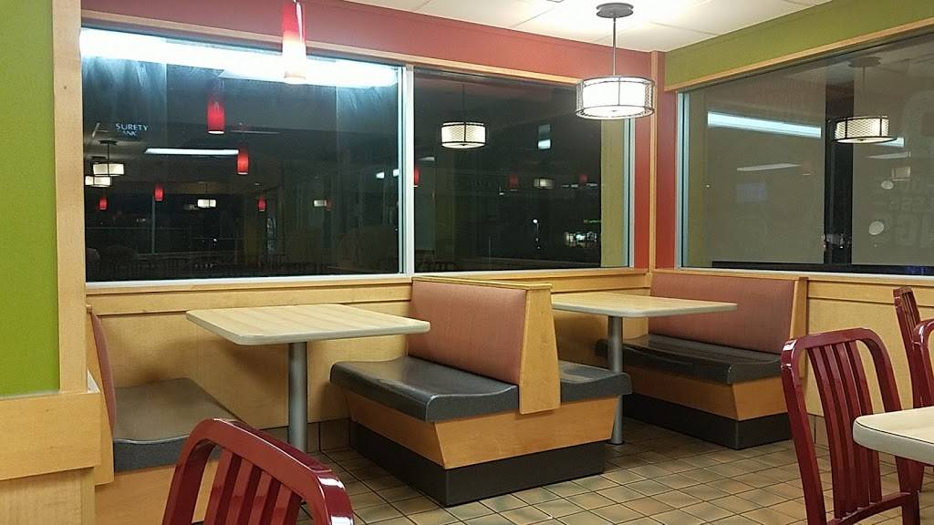 Popeyes Louisiana Kitchen | restaurant | 928 N Woodland Blvd, DeLand, FL 32720, USA | 3867383770 OR +1 386-738-3770