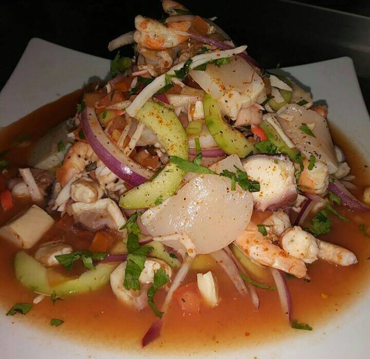 Luizon Mariscos y Sushi | restaurant | 612 Indian Hill Blvd, Pomona, CA 91767, USA | 9093984702 OR +1 909-398-4702
