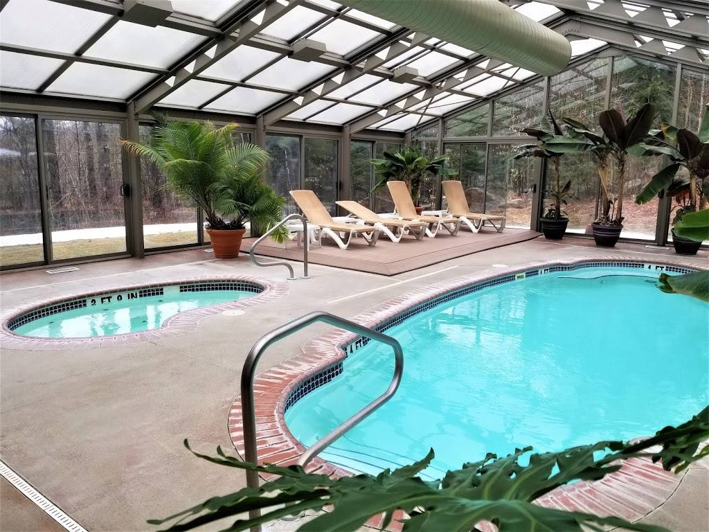 Christmas Farm Inn and Spa | restaurant | 3 Blitzen Way, Jackson, NH 03846, USA | 6033834313 OR +1 603-383-4313