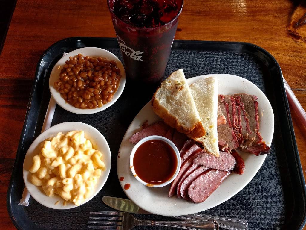 Big Horn BBQ | restaurant | 2300 Smith Ranch Rd, Pearland, TX 77584, USA | 2817413289 OR +1 281-741-3289