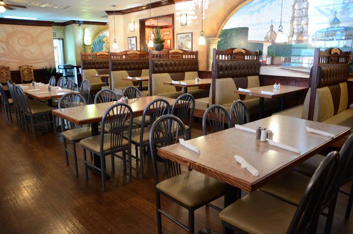 Dos Margaritas Bar & Grill | restaurant | 1273 Northfield Dr, Clarksville, TN 37040, USA | 9315529550 OR +1 931-552-9550