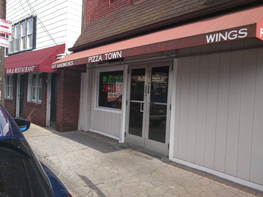Pizza Town | restaurant | 1326 Rte 9W, Marlboro, NY 12542, USA | 8452364261 OR +1 845-236-4261