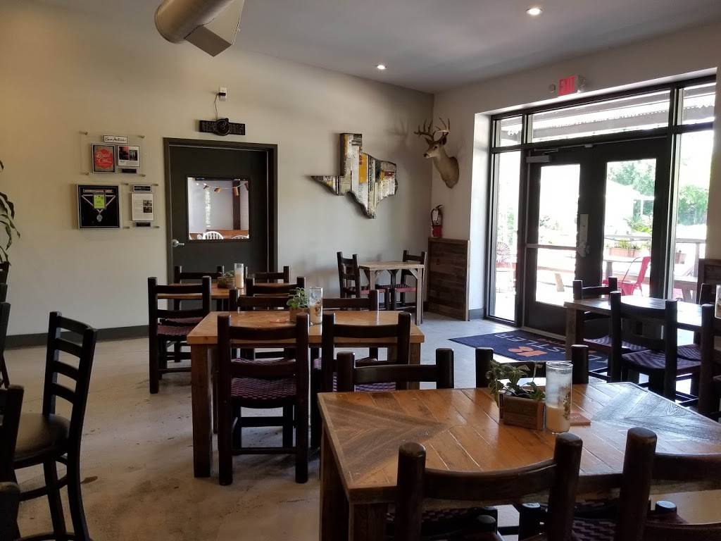 Künstler Brewing | restaurant | 302 E Lachapelle, San Antonio, TX 78204, USA | 2106884519 OR +1 210-688-4519