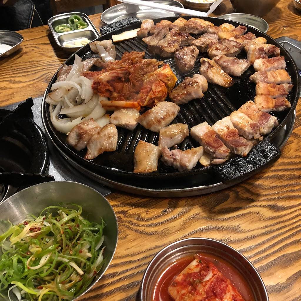 Jongro BBQ | restaurant | 155-14 Roosevelt Ave, Flushing, NY 11354, USA | 7189399330 OR +1 718-939-9330