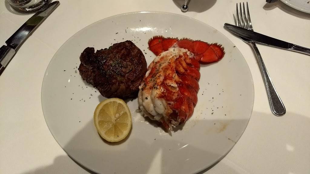 Flemings Prime Steakhouse & Wine Bar | restaurant | 960 Milwaukee Ave, Lincolnshire, IL 60069, USA | 8477930333 OR +1 847-793-0333
