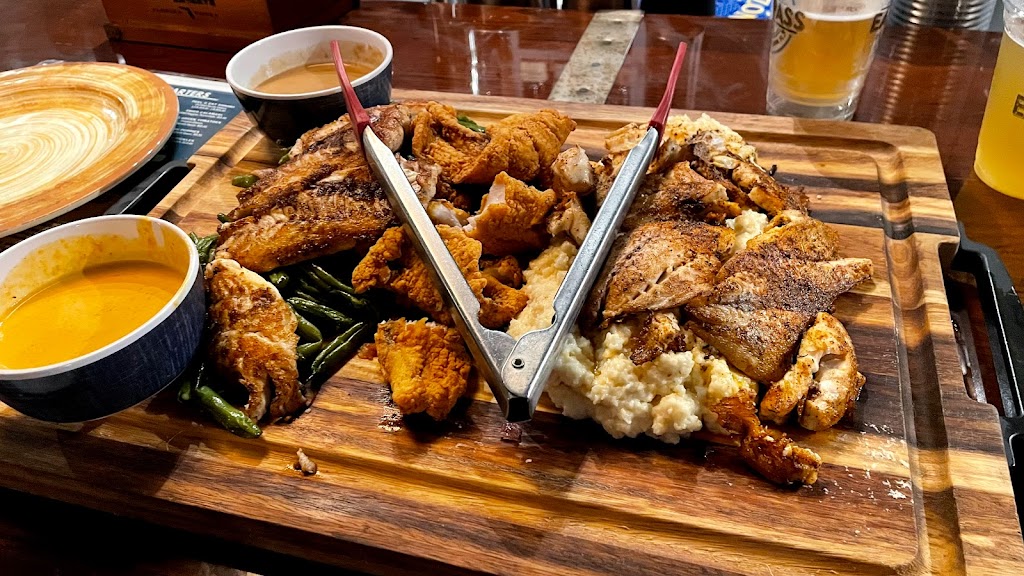 East Pass Seafood & Oyster House | restaurant | 56 Harbor Blvd, Destin, FL 32541, USA | 8504243507 OR +1 850-424-3507