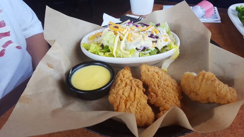 TGI Fridays | restaurant | 1705 Gallatin Pike N, Madison, TN 37115, USA | 6156126025 OR +1 615-612-6025