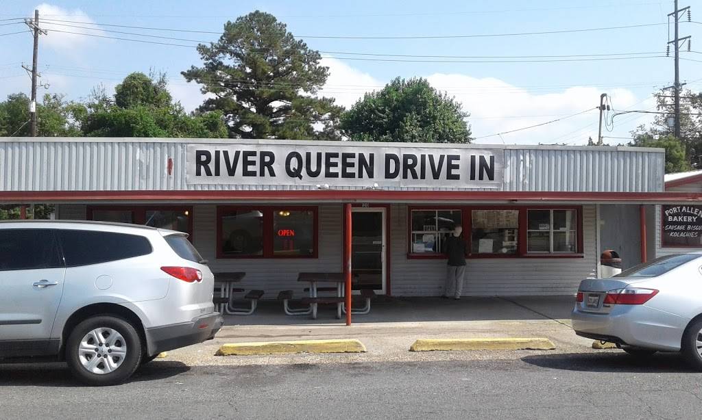 River Queen Drive Inn | restaurant | 120 S Alexander Ave, Port Allen, LA 70767, USA | 2253832952 OR +1 225-383-2952
