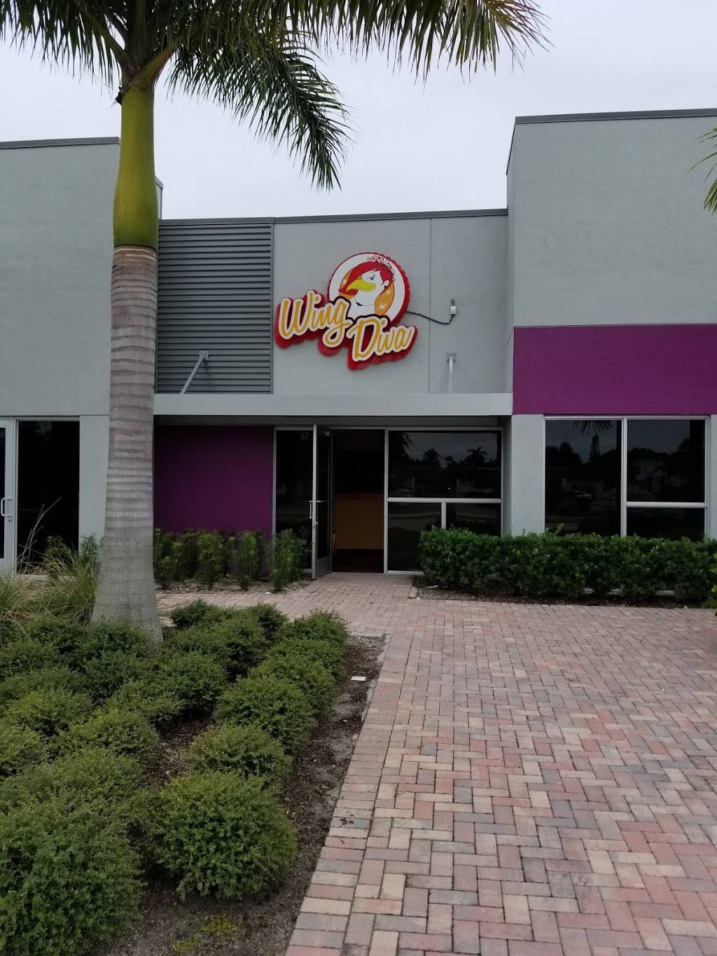 Wing Diva - Gourmet Wing Cafe and Bistro | restaurant | 1180 S Congress Ave, Palm Springs, FL 33406, USA | 5614443053 OR +1 561-444-3053