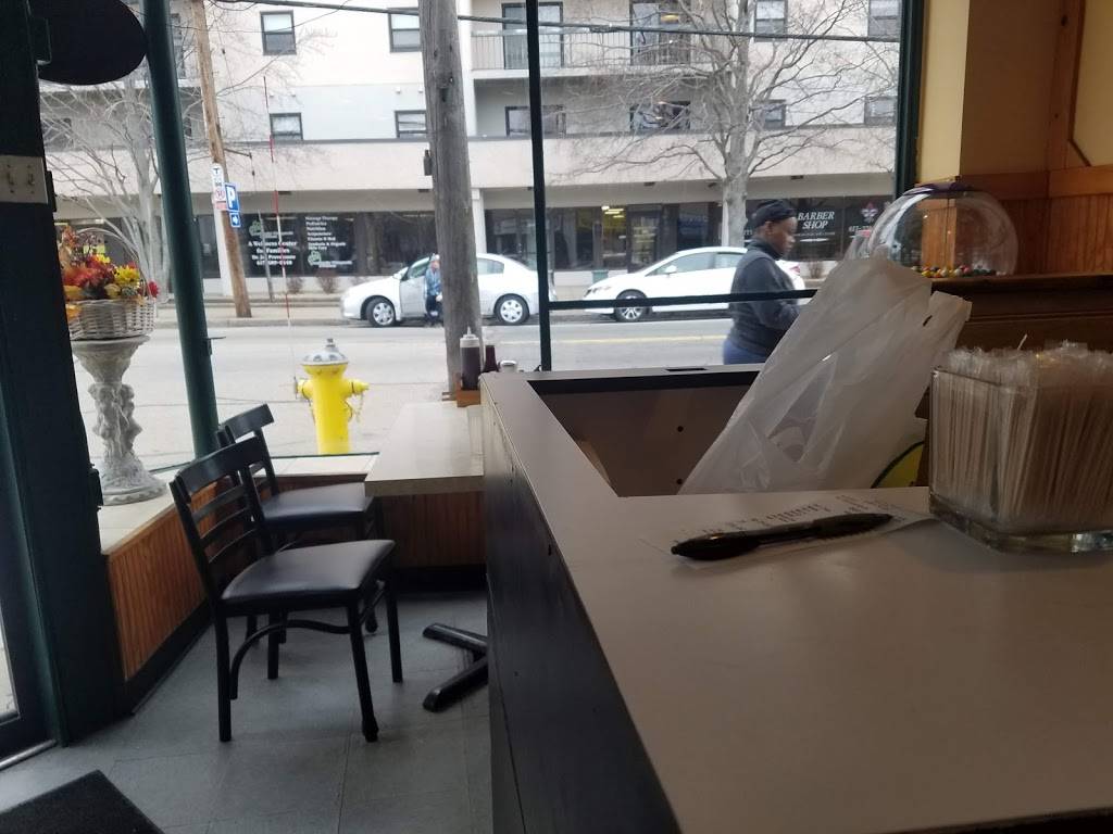 Sams Restaurant | restaurant | 36 School St, Quincy, MA 02169, USA | 6174716767 OR +1 617-471-6767