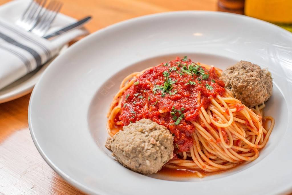 Sauce on the Maggie | restaurant | The Village at Breckenridge Plaza, 600 South Park Avenue # B-1, Breckenridge, CO 80424, USA | 9705475959 OR +1 970-547-5959