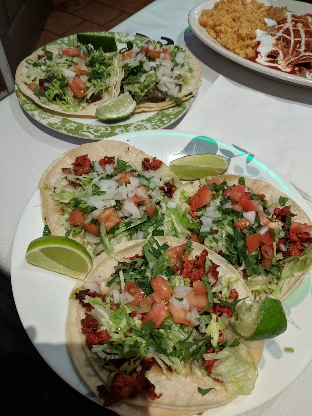 La Lomita | restaurant | 3868 10th Ave, New York, NY 10034, USA | 2125679355 OR +1 212-567-9355