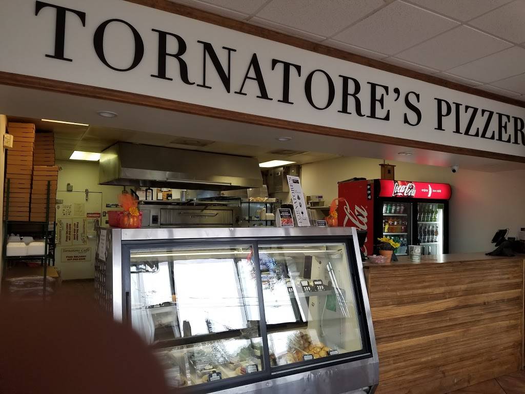 Tornatores Pizzeria | restaurant | 3818 Edgewater Dr, Orlando, FL 32804, USA | 4072922248 OR +1 407-292-2248