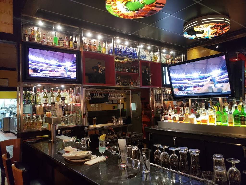 TGI Fridays | restaurant | 1500 Lake Cook Rd, Wheeling, IL 60090, USA | 8474591273 OR +1 847-459-1273