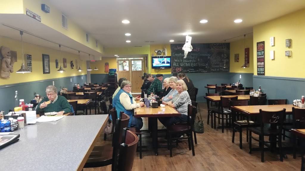 The Golden Eatery | restaurant | 5689 W Fox Rd, Mears, MI 49436, USA | 2318733663 OR +1 231-873-3663