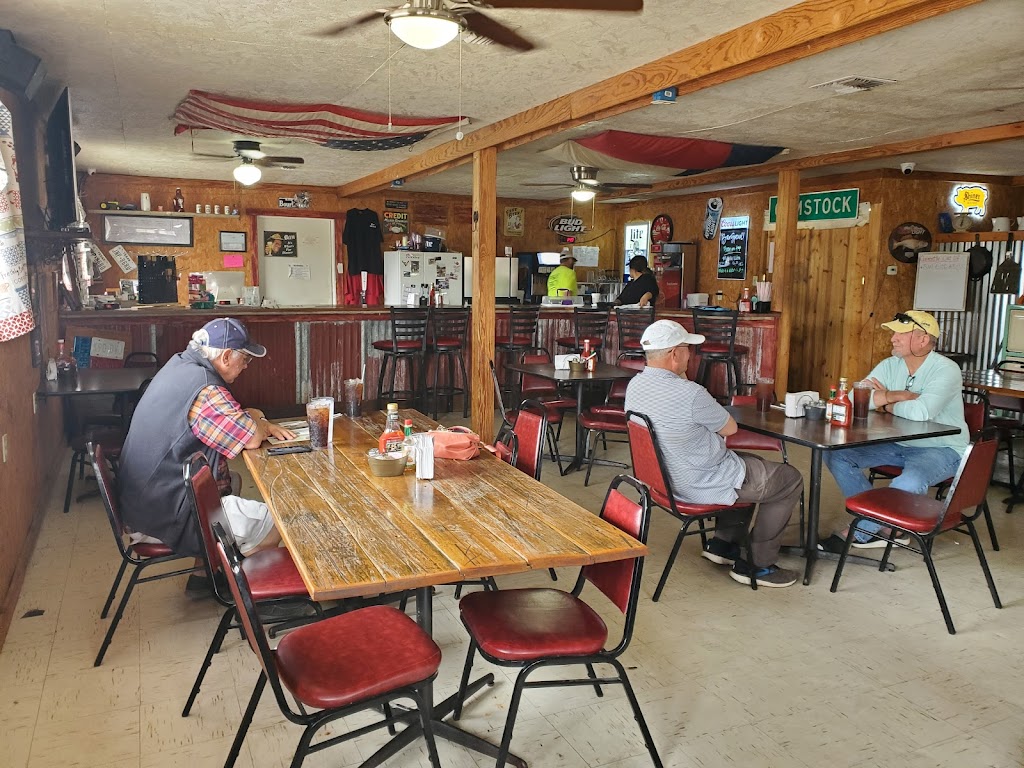 The J and P Bar n Grill | restaurant | 32137 Hwy 90 West, Comstock, TX 78837, USA | 4322924338 OR +1 432-292-4338