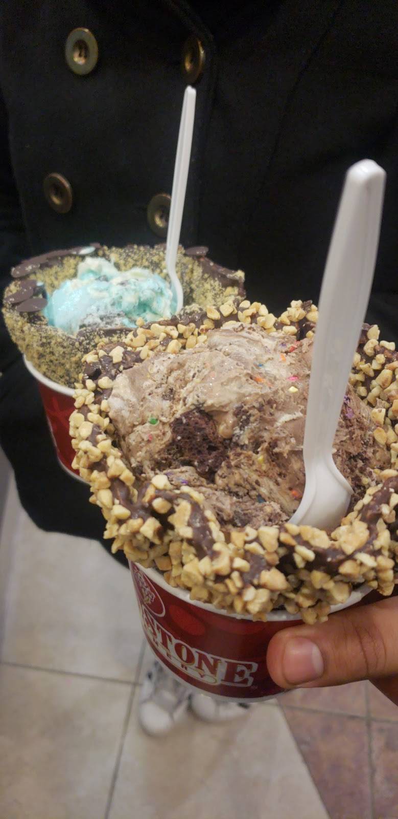 Cold Stone Creamery | bakery | 8028 Cooper Ave, Glendale, NY 11385, USA | 7183863835 OR +1 718-386-3835