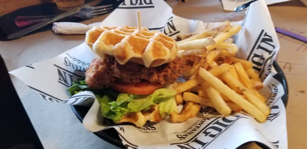 Montanas | restaurant | 1377 Harmony Rd N, Oshawa, ON L1H 7K5, Canada | 9054292022 OR +1 905-429-2022