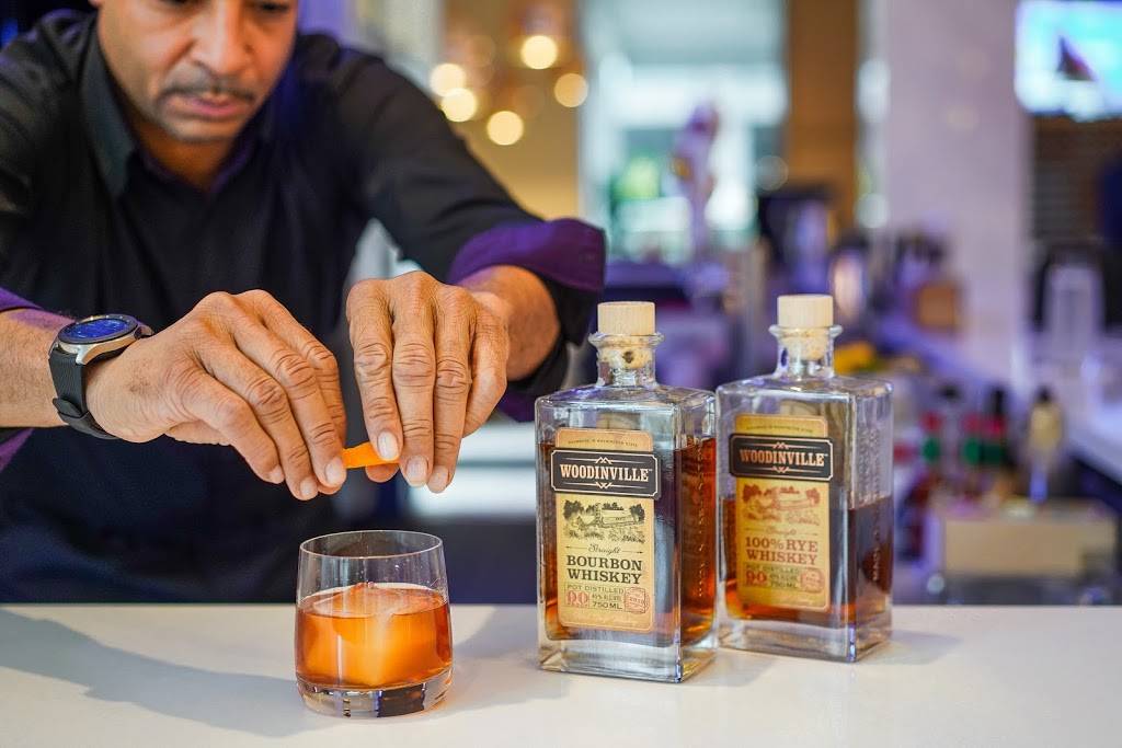 47 North Bar + Bistro | restaurant | 10777 NE 10th St, Bellevue, WA 98004, USA | 4256372084 OR +1 425-637-2084