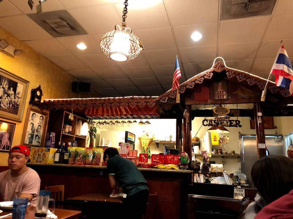 Ruen Pair | restaurant | 5257 Hollywood Blvd, Los Angeles, CA 90027, USA | 3234660153 OR +1 323-466-0153