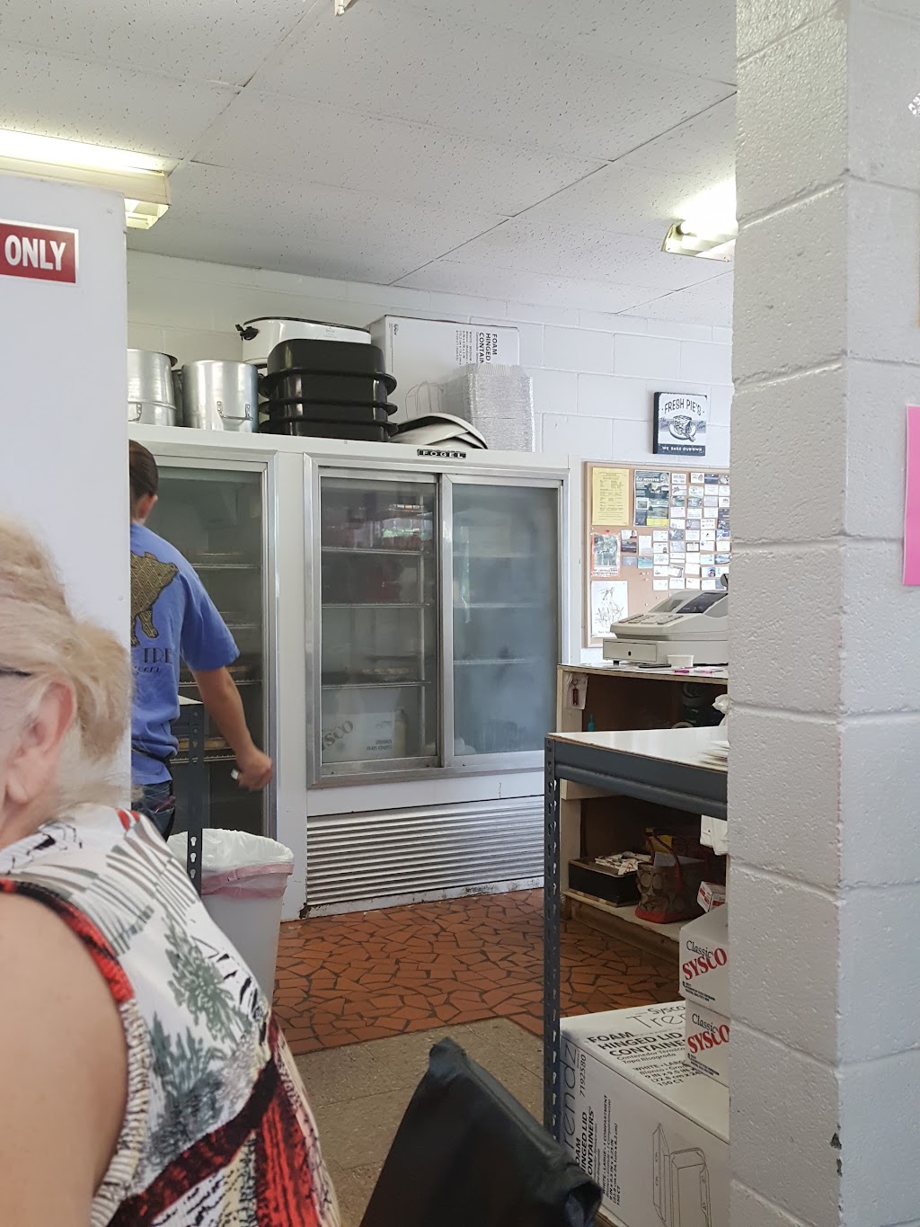 Sweet Treats | restaurant | 5 E Main St, Lamar, AR 72846, USA | 4796470133 OR +1 479-647-0133